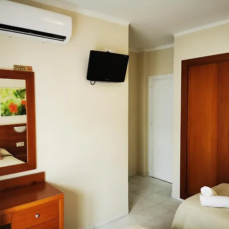 Bed & Breakfast Marazul Nerja